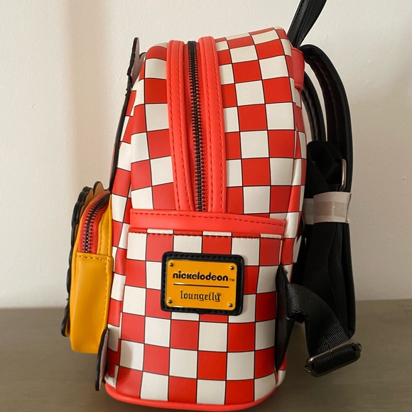 Garfield Lasagna Loungefly - Picture 5 of 9